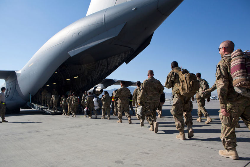 НАТО започва изтегляне от Афганистан, българският контингент също се връща
