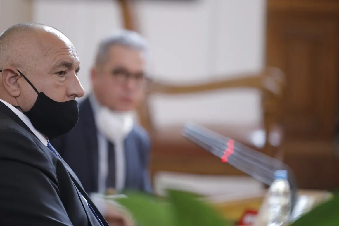 Работа, работа, работа и после - отпуска