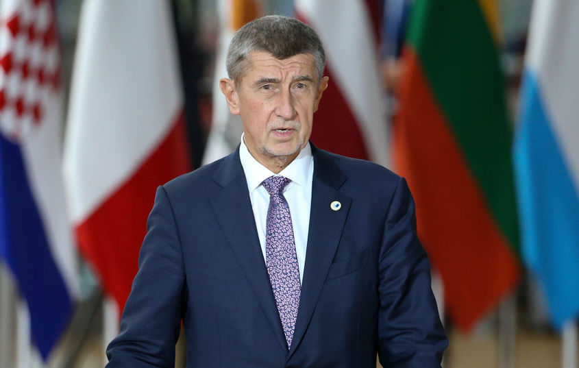 Чехия гони 18 руски дипломати, след като обвини ГРУ за взрив от 2014 - има и българска следа