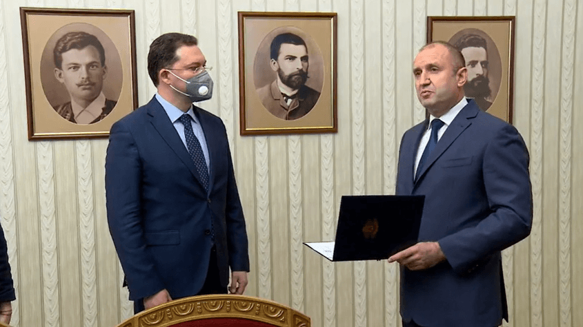 Румен Радев ще връчи втория мандат на ГЕРБ на 20 август