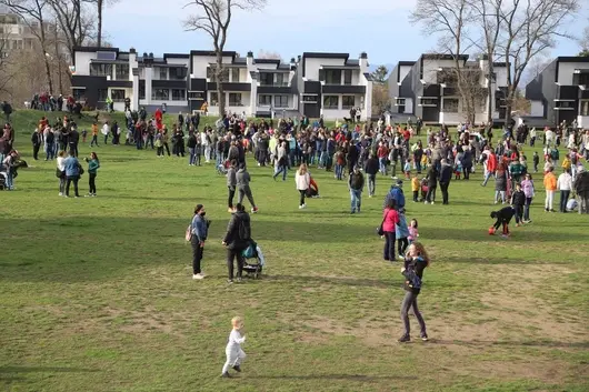 0,22 лв. наем на кв.м. в "Бояна": Защо кварталът се бунтува срещу спортния комплекс на Боримиров