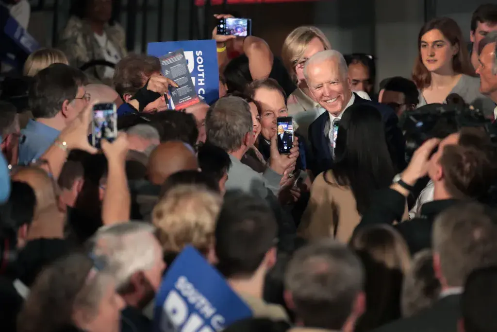 Джо Байдън с първа победа в предварителните избори