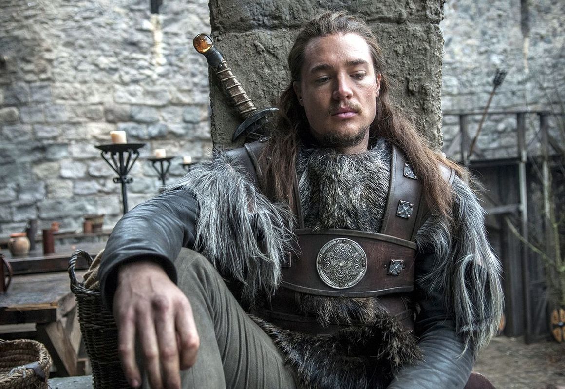<p><strong>The Last Kingdom - приключва</strong></p>
<p>Един от сериалите с най-висок рейтинг в IMDb през последните години изненадващо беше прекратен от Netflix. Сезон 5 на историческата сага ще бъде последният за "The Last Kingdom". Сериалът на BBC е адаптация по книгите на Бърнард Корнуел "Саксонски хроники" и беше една от най-популярните продукции сред феновете на жанра. Премиерата на петия сезон се очаква в края на 2021 г. </p>