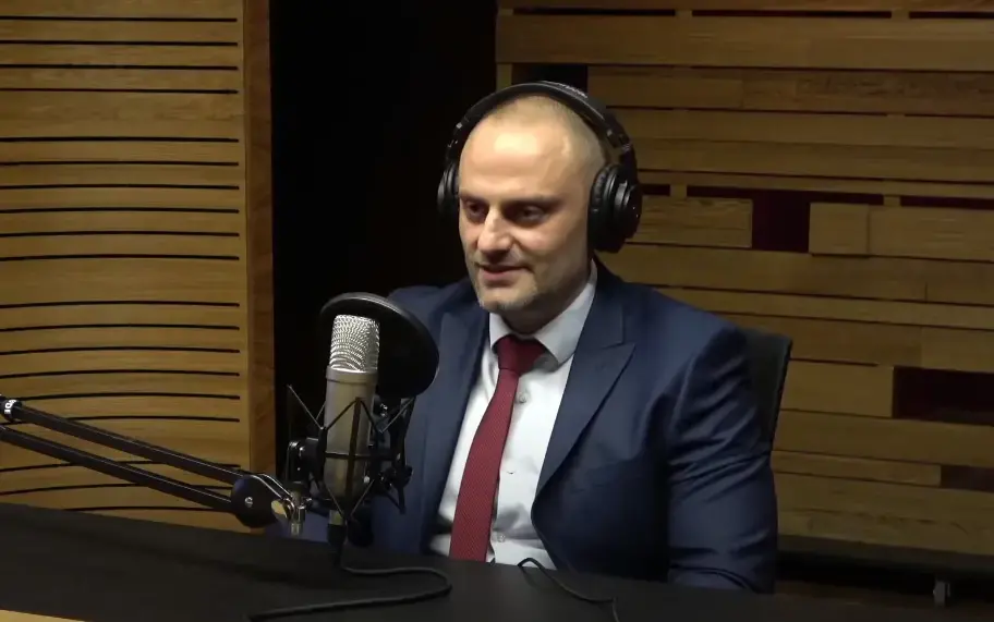 Началникът на ГДБОП също се раздели с поста си