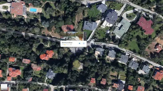 Хей, Google, къде е "Вилата на Баце"?  