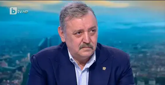 Тодор Кантарджиев става консултант по ваксините към Столична община