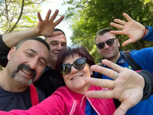 "Ходи пеша (бе)" - Цвета Караянчева взе старата си фраза за нова инициатива