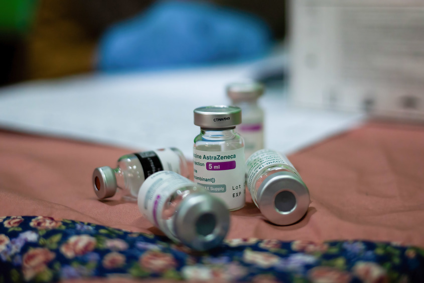 България и Румъния търсят решения за ваксините с изтичащ срок на годност