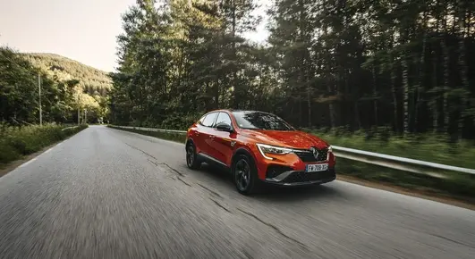 Renault Arkana - комфортен SUV с доза магия
