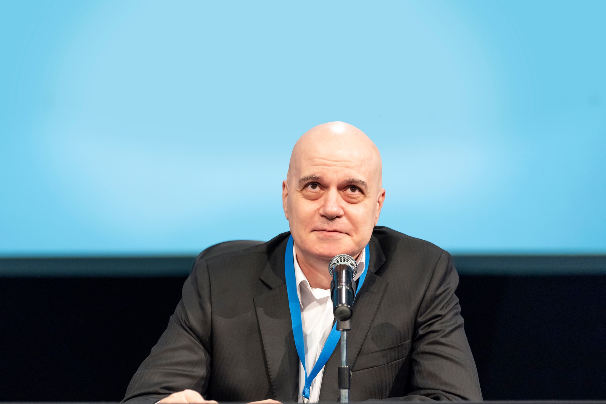 Трифонов обеща "положителен резултат" след изборите