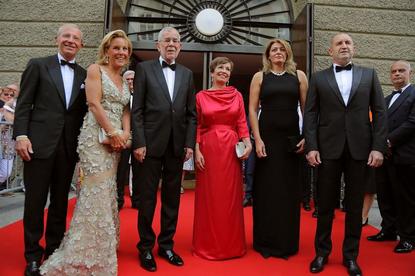 Румен Радев и съпругата му гледаха операта "Дон Жуан" в Залцбург заедно с австрийската президентска двойка