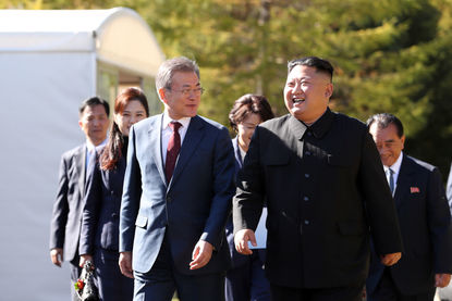 След повече от година пауза: Северна и Южна Корея отново си говорят и искат "помирение"