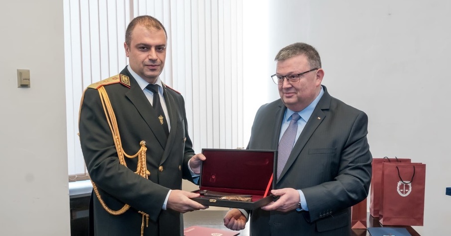 Уволненият директор на пловдивската полиция обвини Рашков в натиск срещу него и семейството му