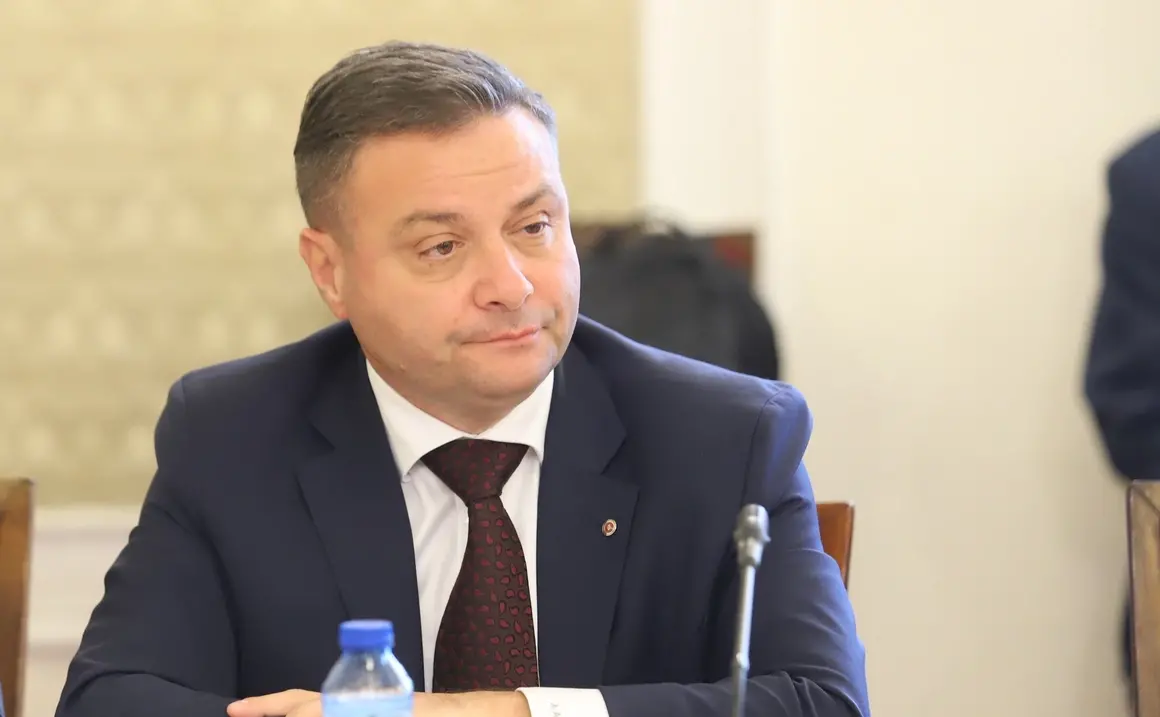 "Булгаргаз" заплаши да запорира сметки на "Топлофикация София"