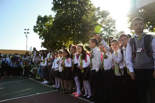Тържествата за 15 септември ще са в различно време за отделните випуски
