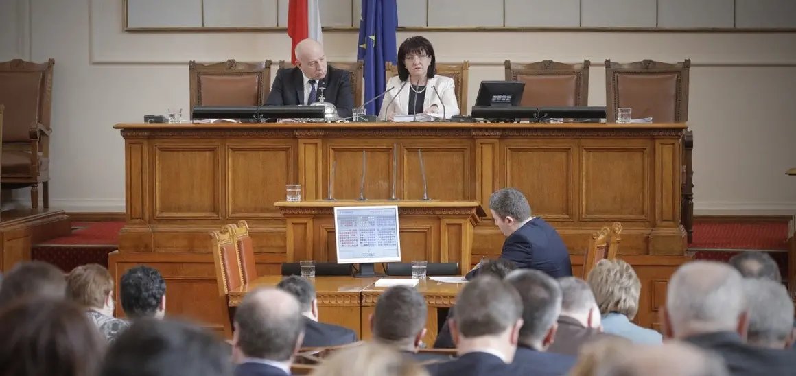 Извънредно положение за Covid-19 до 13 април