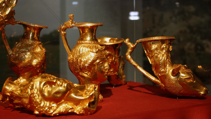Репликата на Панагюрското съкровище е освободена от митницата в Дубай