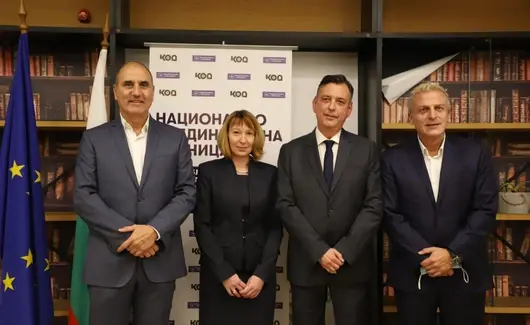 Цветанов и Москов издигнаха журналиста Горан Благоев за кандидат-президент