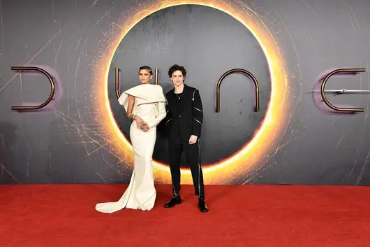 Премиерата на Dune: Зендея в рокля на Rick Owens и Тимъти Шаламе с костюм на Alexander McQueen