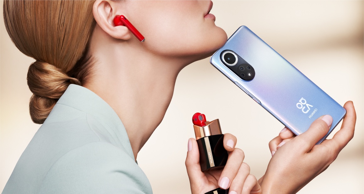 Премиерата на Huawei: Телефонът nova 9, дизайнерски Freebuds Lipstick и ново поколение часовници 