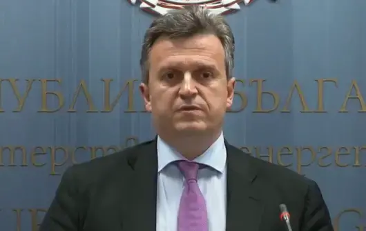 БЕХ ще плати дълговете на "Топлофикация" към "Булгаргаз" срещу дял от дружеството