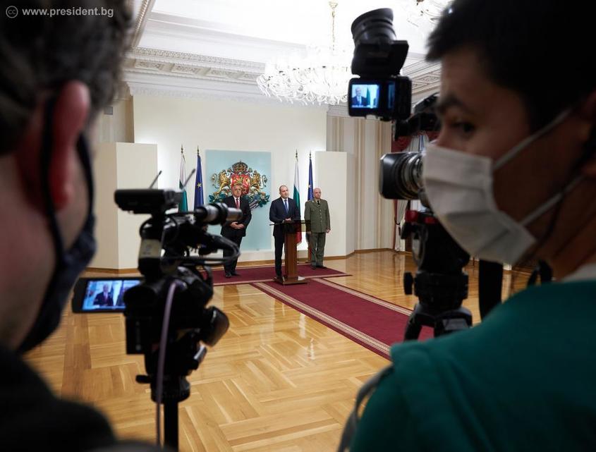 Борисов обяви допълнителни възнаграждения за медицинските лица