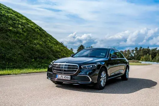 Mercedes S 680 Guard: Новият "танк" на германския канцлер