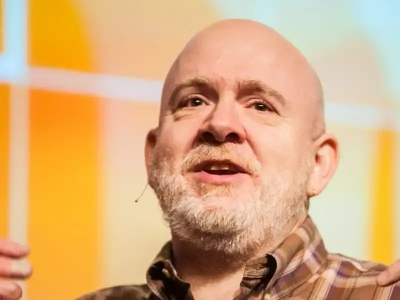 Пол Холмс на #Next20: За да бъде PR-ът устойчив, са нужни интегритет, емпатия и кураж