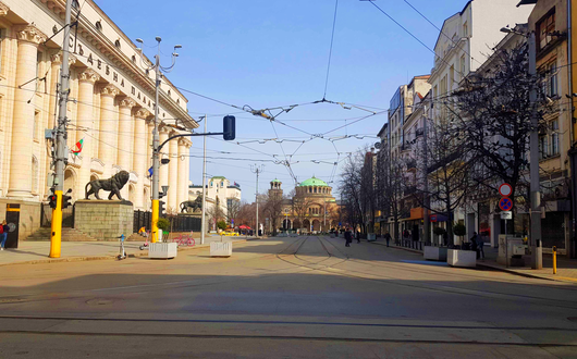 Карантината трябва да продължи поне 12 седмици, за да спаси животи