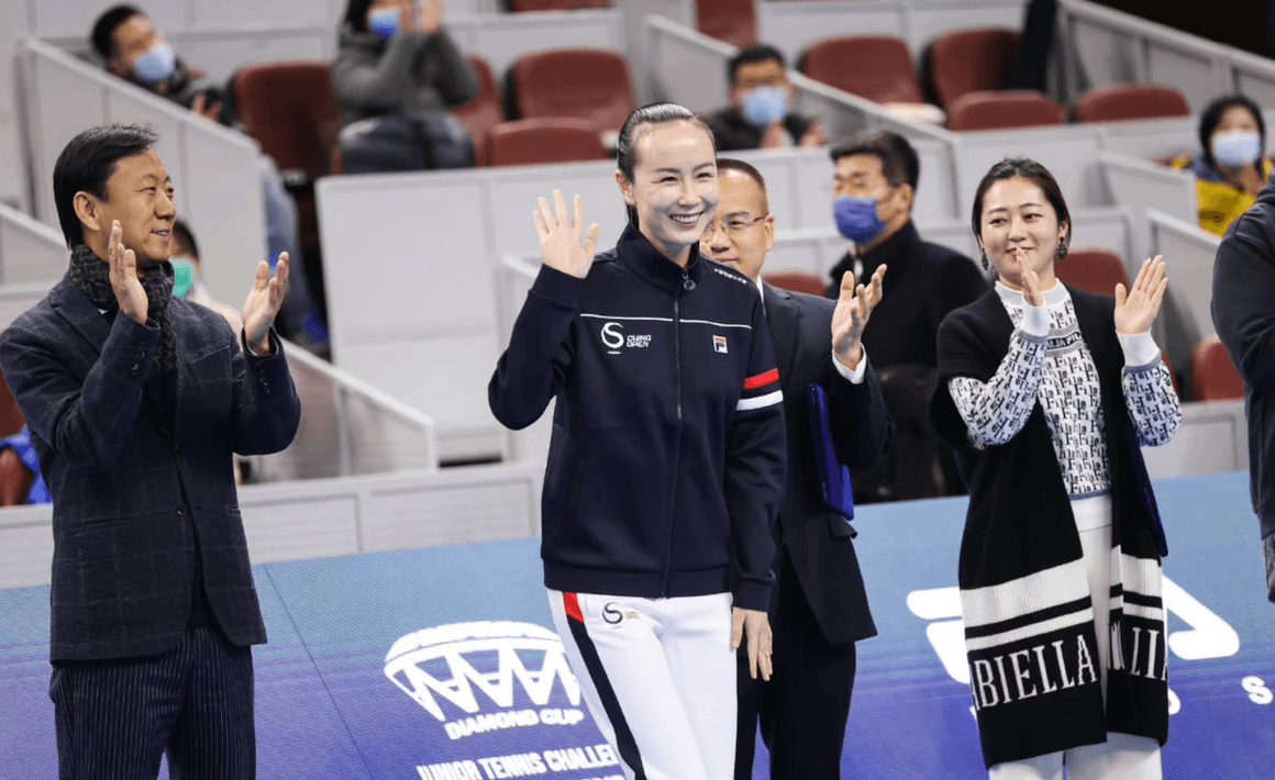 Пън Шуай се появи, но WTA все още не вярват, че е в безопасност