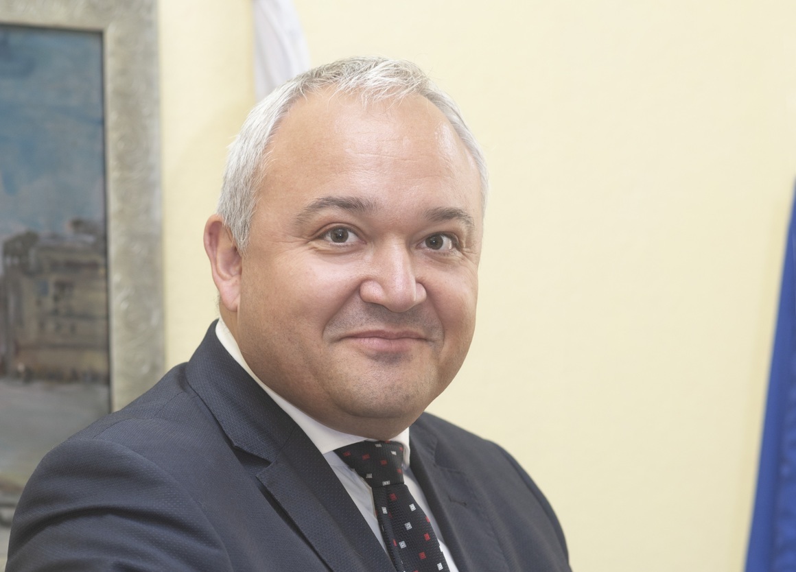 Иван Дерменджиев: Голяма част от договорите на пътните фирми с АПИ са нищожни