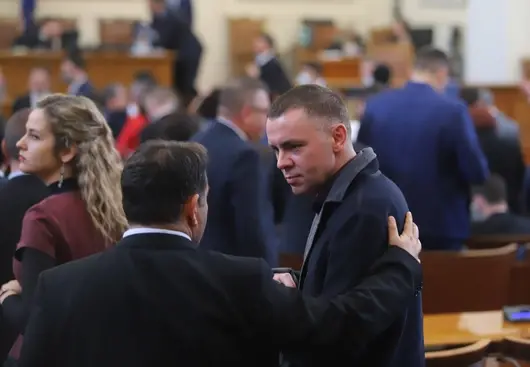 "Иде нашенската музика"