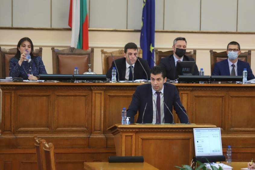 Кирил Петков: Първата ми заповед ще е зелен сертификат за всички в Министерски съвет
