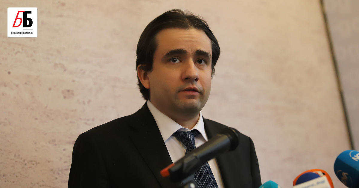 Правителството ще включи Български пощи и други публични предприятия под