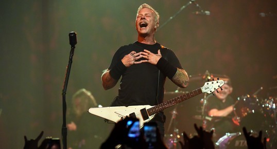 "72 сезона" или първите 18 години от живота: Metallica обяви нов албум и турне
