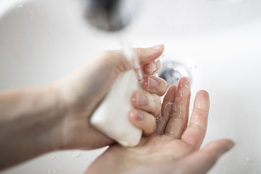 7 трайни поражения върху кожата ни след употреба на сапун и дезинфектанти