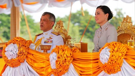 България отвори въздушен коридор за принца на Тайланд - баща му е кошмарът на Германия
