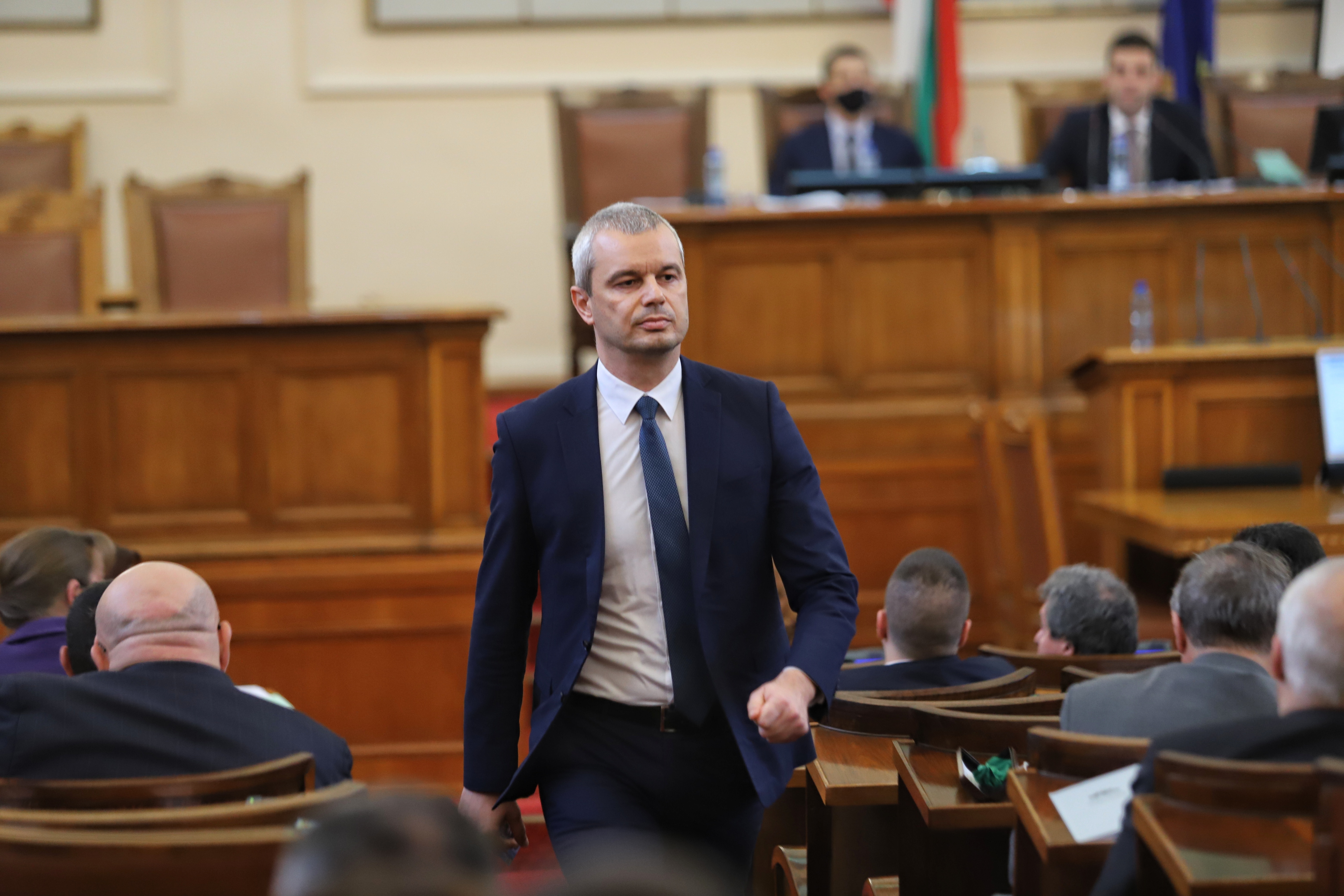 Прокуратурата отказа да разследва Костадинов за призива му към "унищожаване на тази уродлива измет"