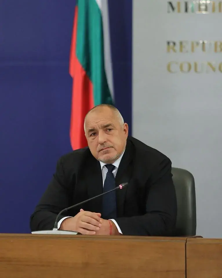 "Като нация трябва да сме свити като юмрук": Борисов за мерките срещу Covid-19