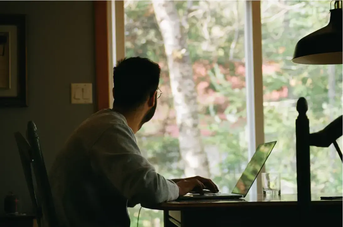 Инспекцията по труда иска да влиза в домовете на работещите от вкъщи