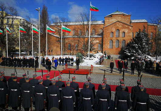 Президентът Румен Радев и вицепрезидентът Илияна Йотова официално встъпват във втория