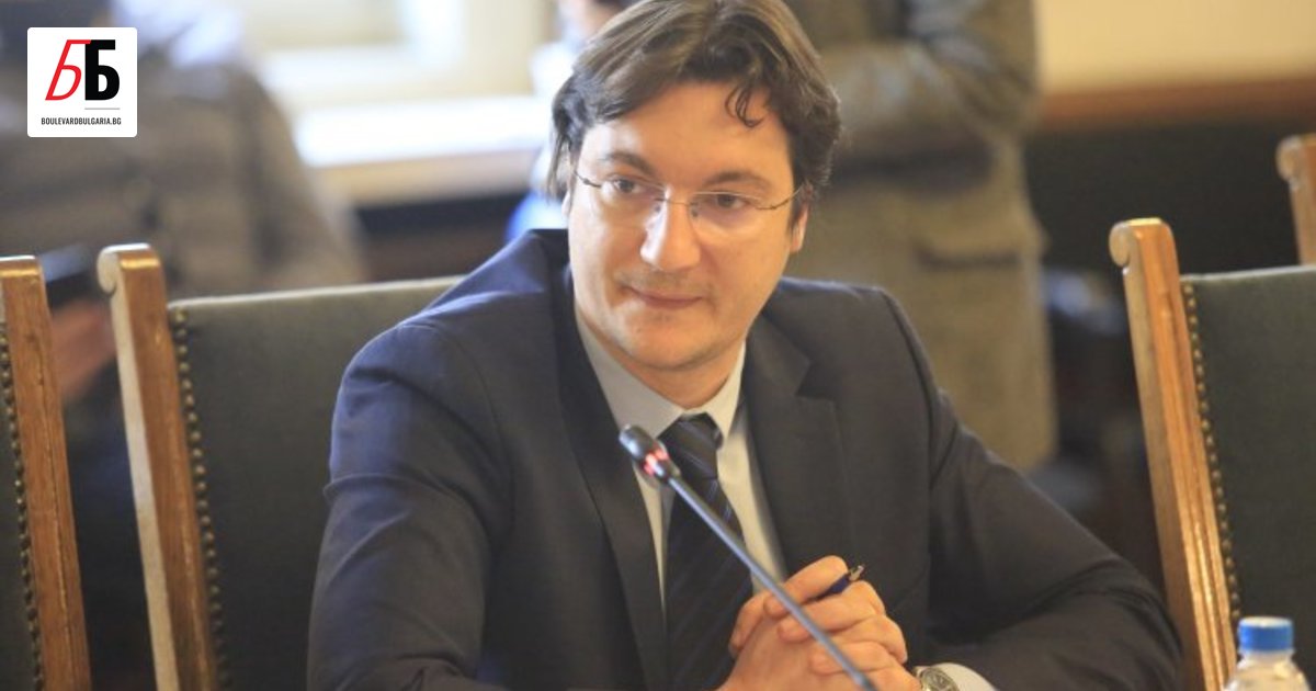 Депутатът Крум Зарков, който планираше да се кандидатира за председател