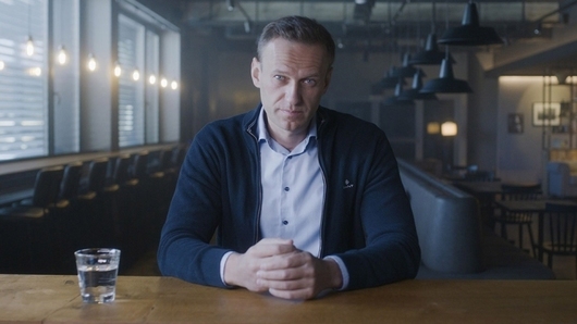 Заснетият в тайна филм за Навални направи премиера, има и българско участие  - Кино и сериали - Булевард България