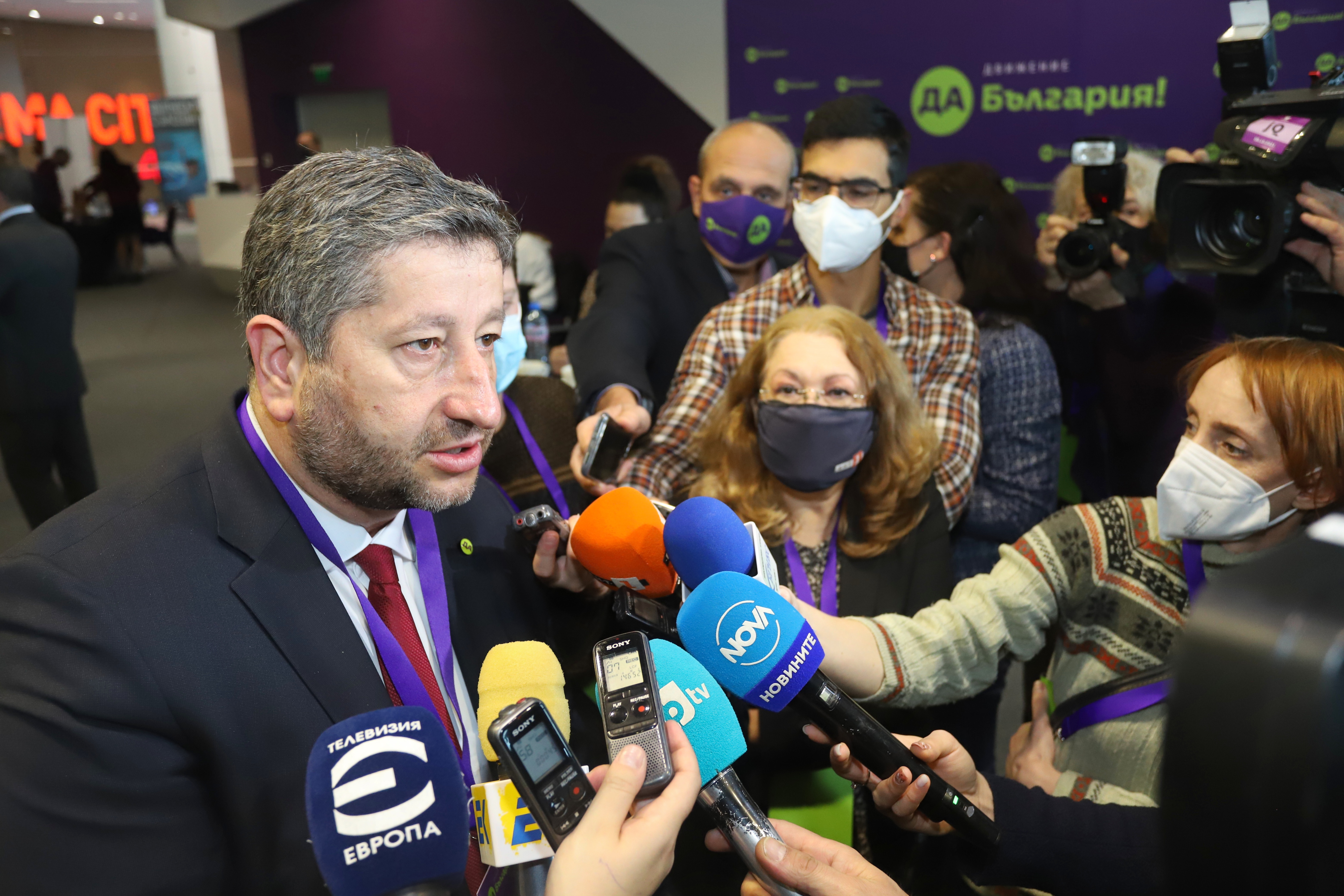 ДБ постави условие за бъдещето на кабинета: Премахване на руското влияние в България