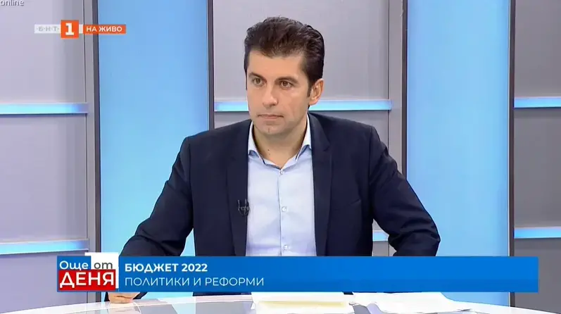 Кирил Петков свали напрежението по оста с Румен Радев