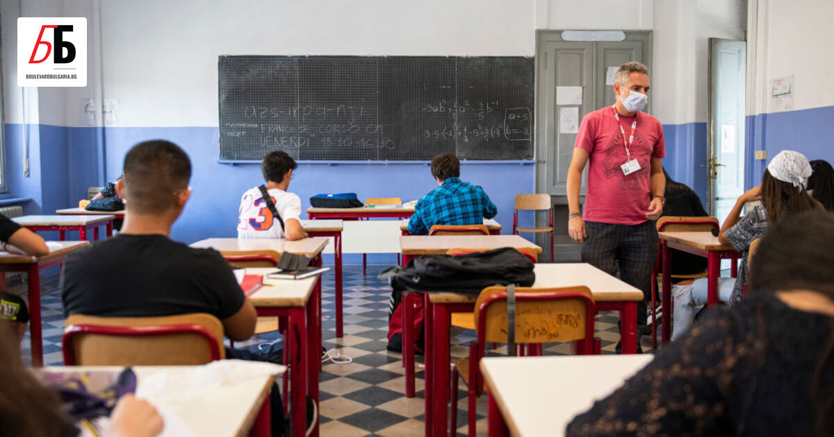 Всички ученици от 1-ви до 4-ти клас в цялата страна