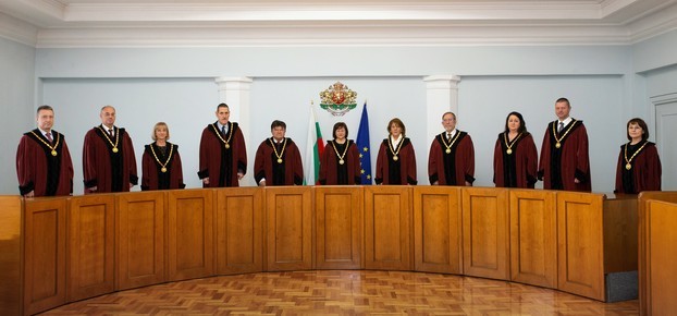 Парламентарната група на ГЕРБ СДС е сезирала Конституционния съд КС