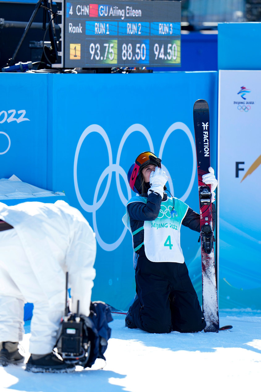 Айлин Гу печели златния медал на Олимпиадата в Пекин 2022