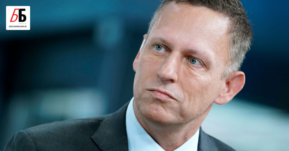 Само преди месец милиардерът Питър Тийл влезе в новините с