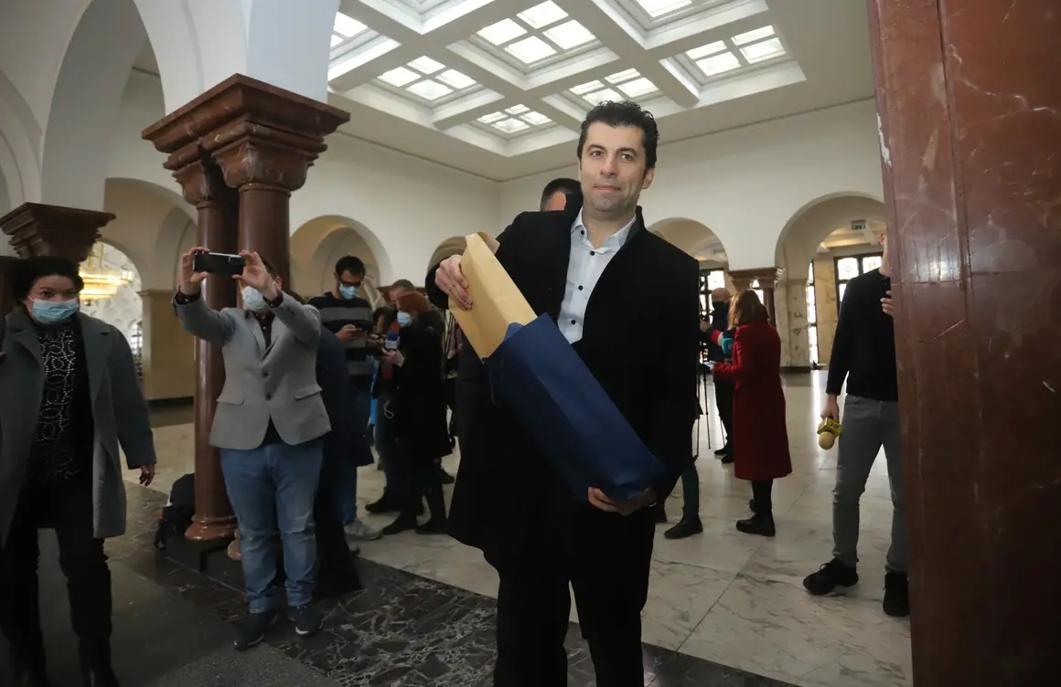 Кирил Петков: Събрахме данни за корупция на 19 души, предадохме ги на 20-ия от списъка